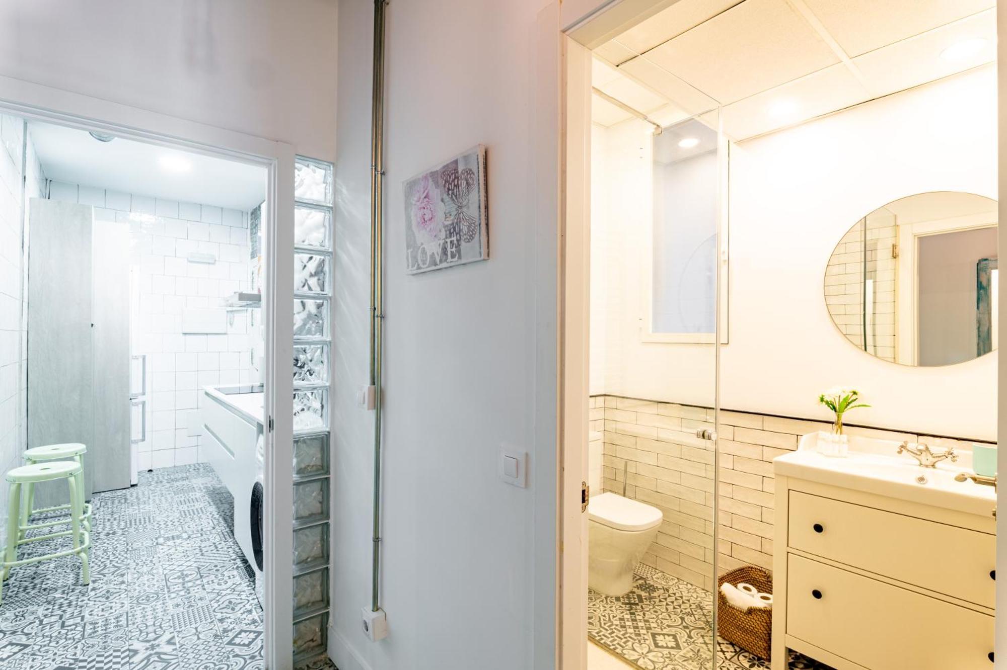 Vintage Apartment Near Puerta Del Sol Madrid Eksteriør bilde