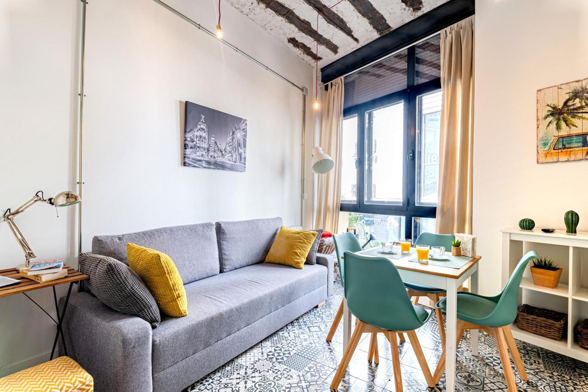 Vintage Apartment Near Puerta Del Sol Madrid Eksteriør bilde