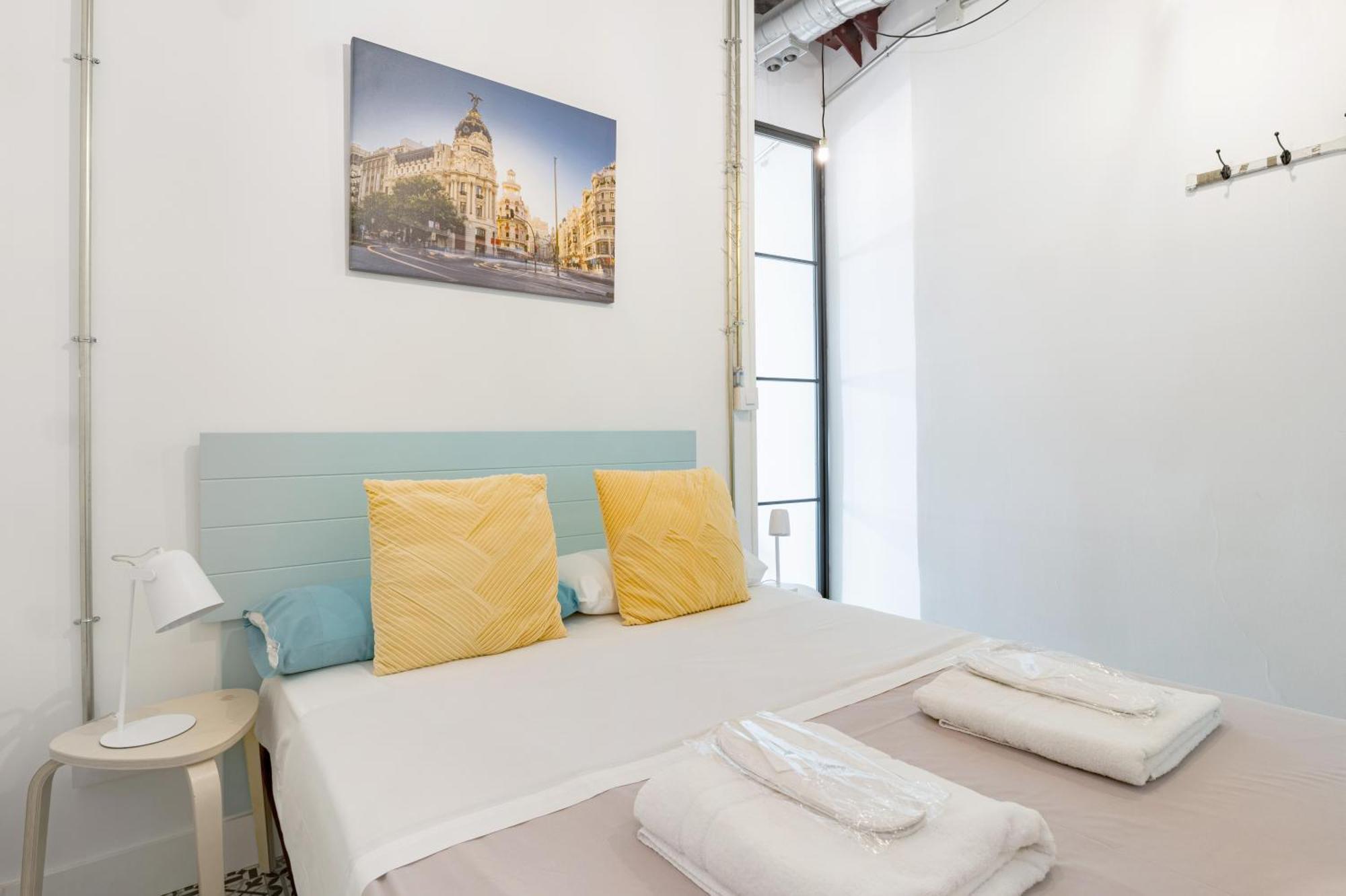 Vintage Apartment Near Puerta Del Sol Madrid Eksteriør bilde