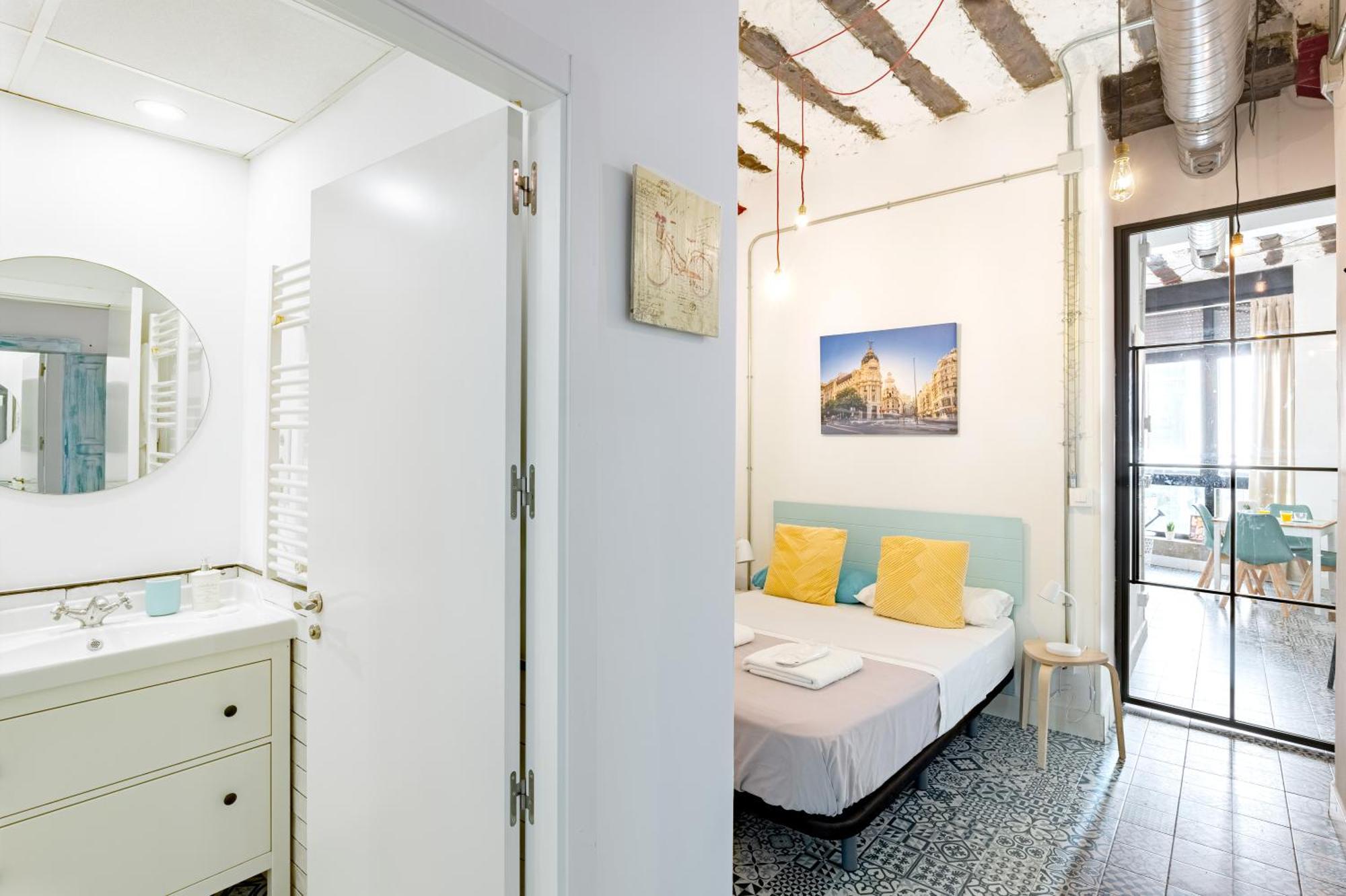 Vintage Apartment Near Puerta Del Sol Madrid Eksteriør bilde